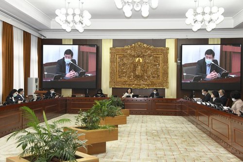 Эрүүл мэндийн даатгалын тухай хуулийн төслийг буцаан татлаа